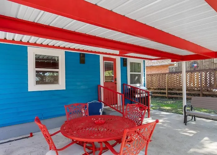 Stockyards-3/4 Mile Away!-sleeps 8-americana House * Fort Worth