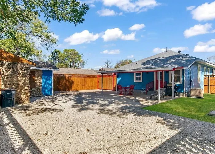 Holiday home Stockyards-3/4 Mile Away!-sleeps 8-americana House Fort Worth